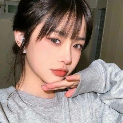 豪宅门口实拍：当红男星与前任深夜同框，好友出面澄清